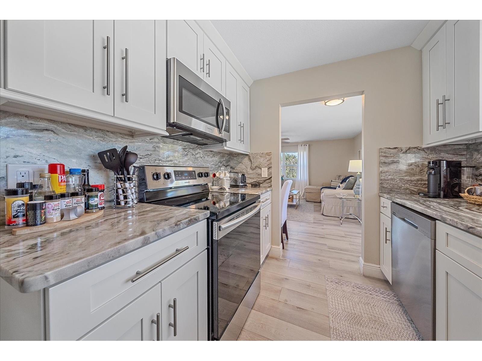 3710 Iroquois Avenue Sarasota FL 34234 A4679926 image28