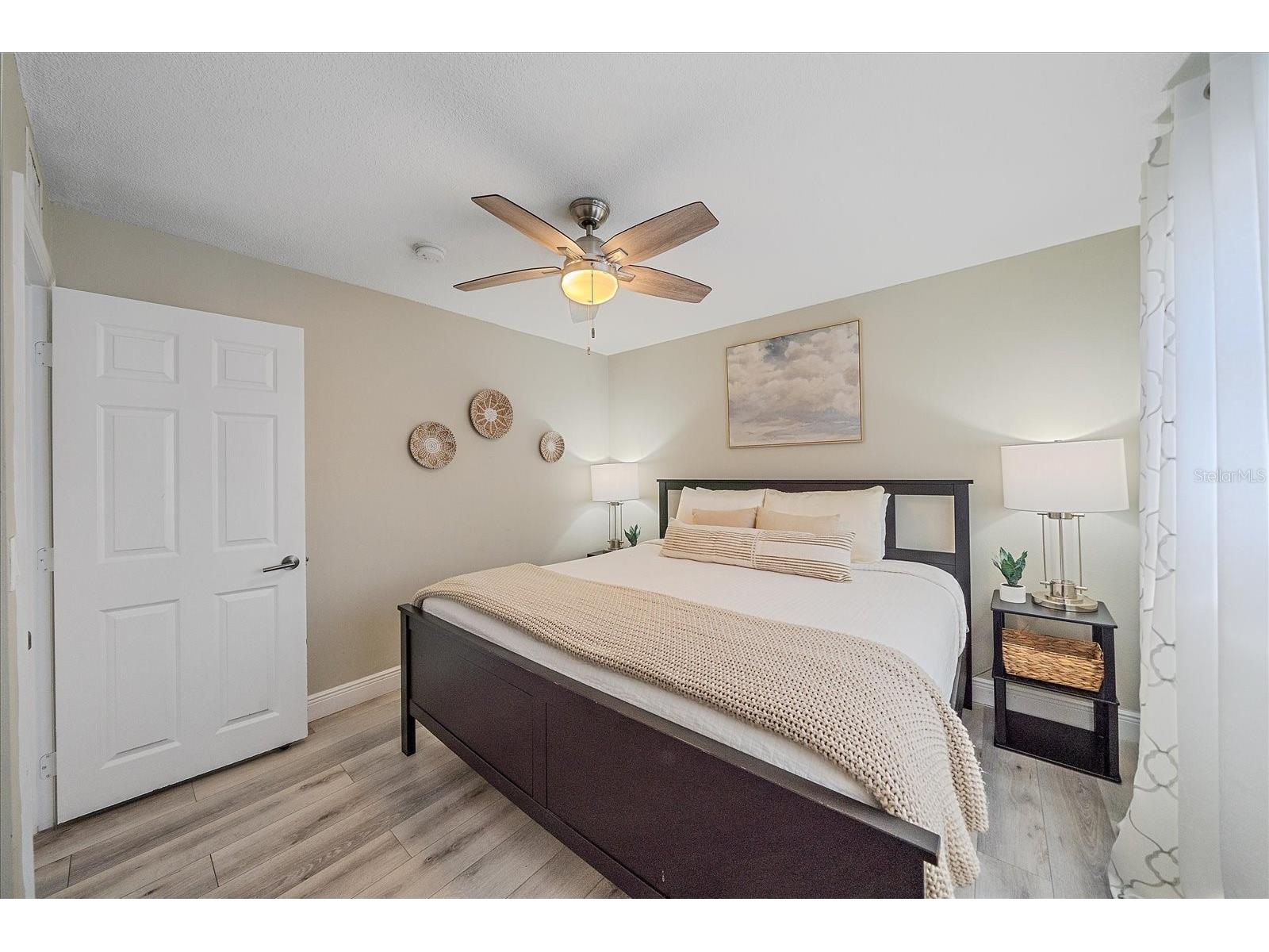 3710 Iroquois Avenue Sarasota FL 34234 A4679926 image32