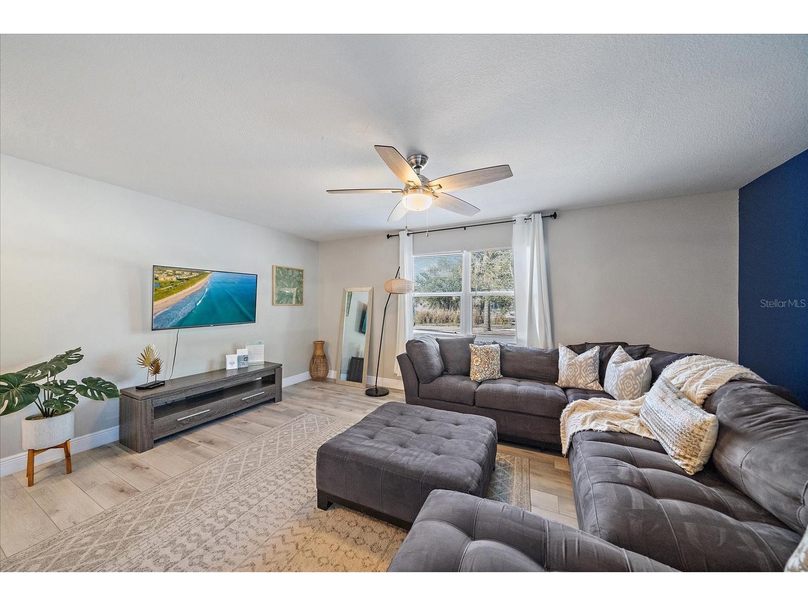 3710 Iroquois Avenue Sarasota FL 34234 A4679926 image4