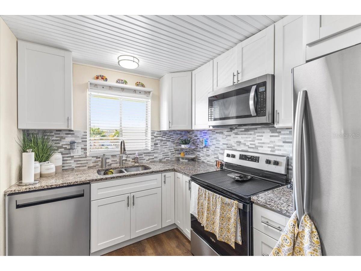 3710 Lake Bayshore Drive #K416 Bradenton FL 34205 W7883123 image3