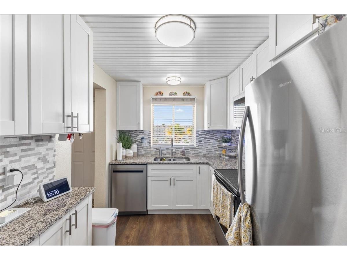 3710 Lake Bayshore Drive #K416 Bradenton FL 34205 W7883123 image4