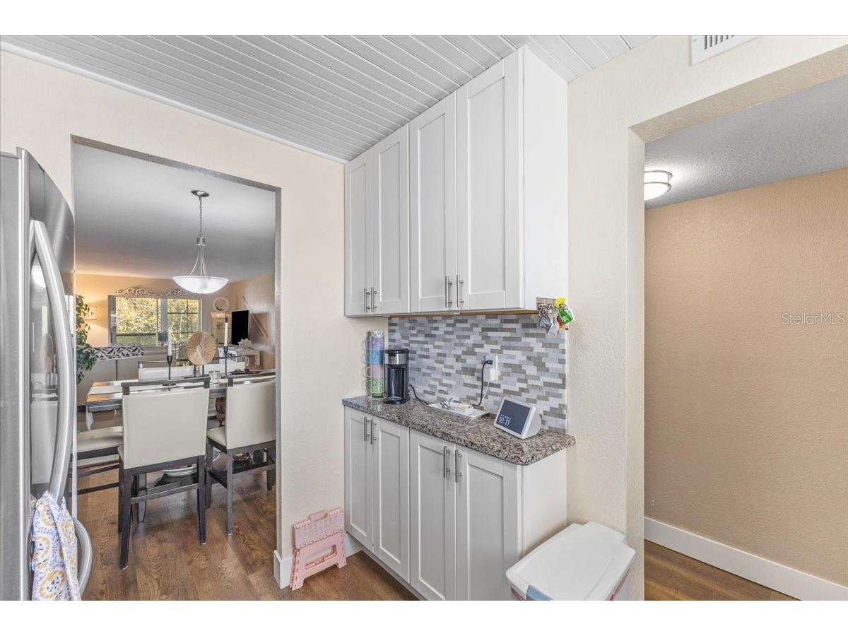 3710 Lake Bayshore Drive #K416 Bradenton FL 34205 W7883123 image5