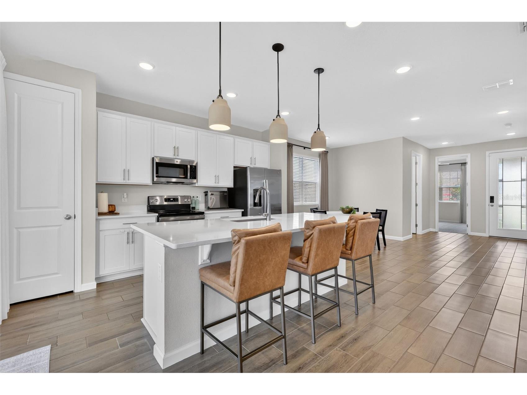 3710 Malad Way Tavares FL 32778 G5112205 image8