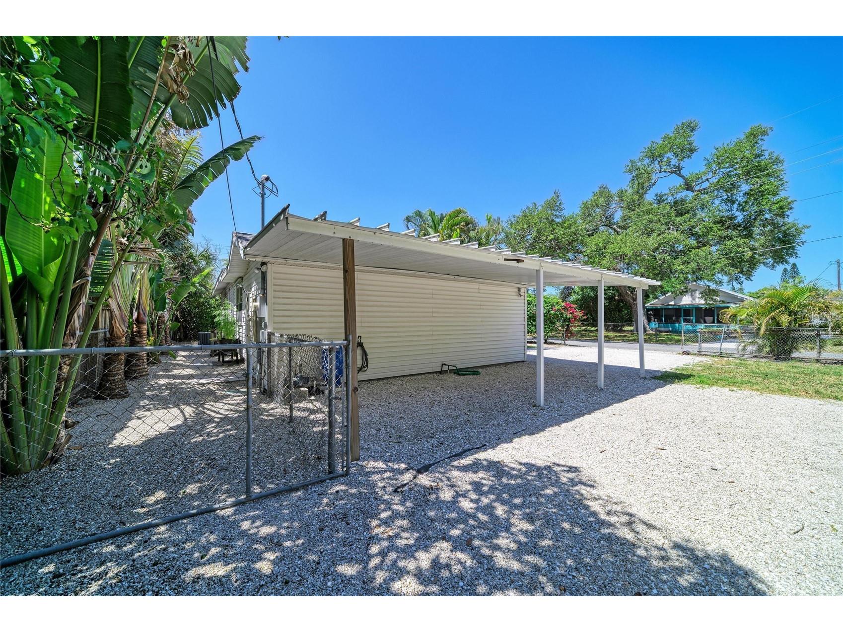 3710 Rilma Avenue Sarasota FL 34234 A4692166 image37