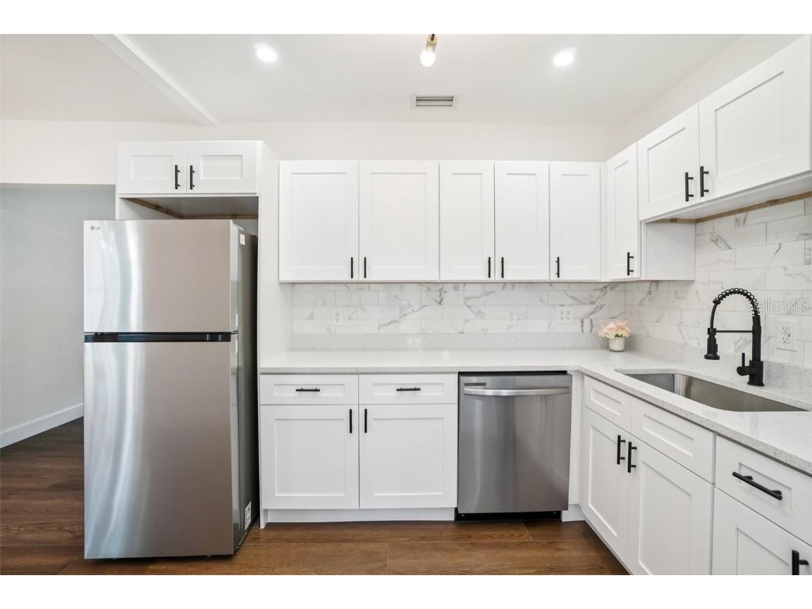 3710 W Griflow Street Tampa FL 33629 TB8361939 image16