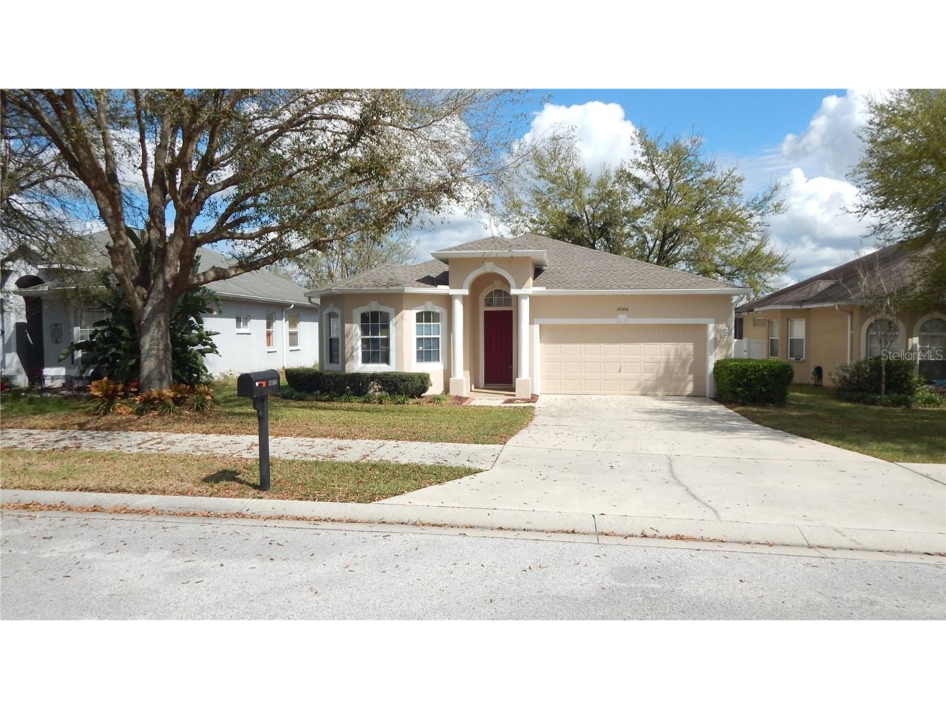 37106 Highland Bluff Circle Dade City FL 33523 T3509003 image1