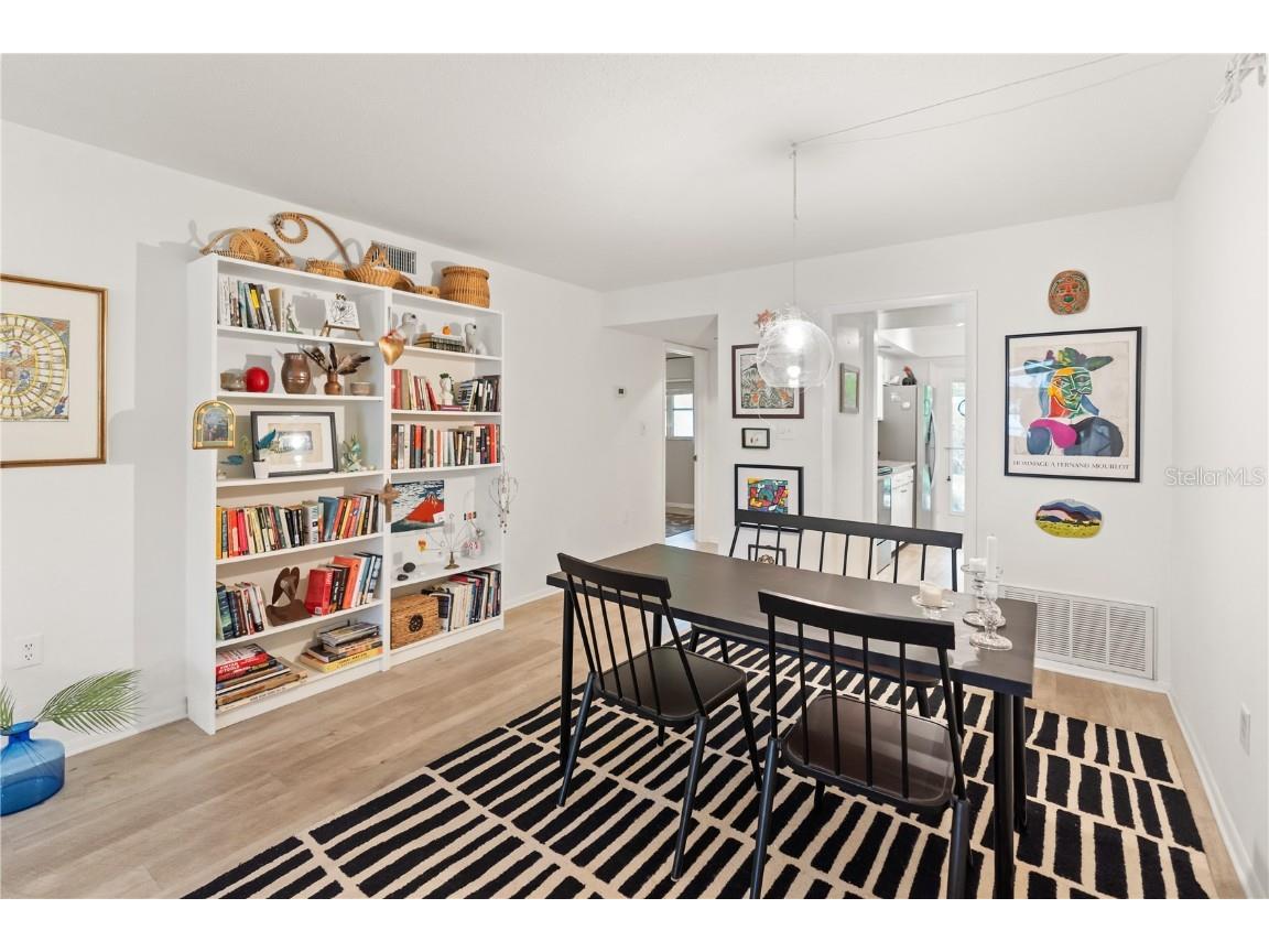 3711 Almeria Avenue #3N Sarasota FL 34239 A4674172 image10