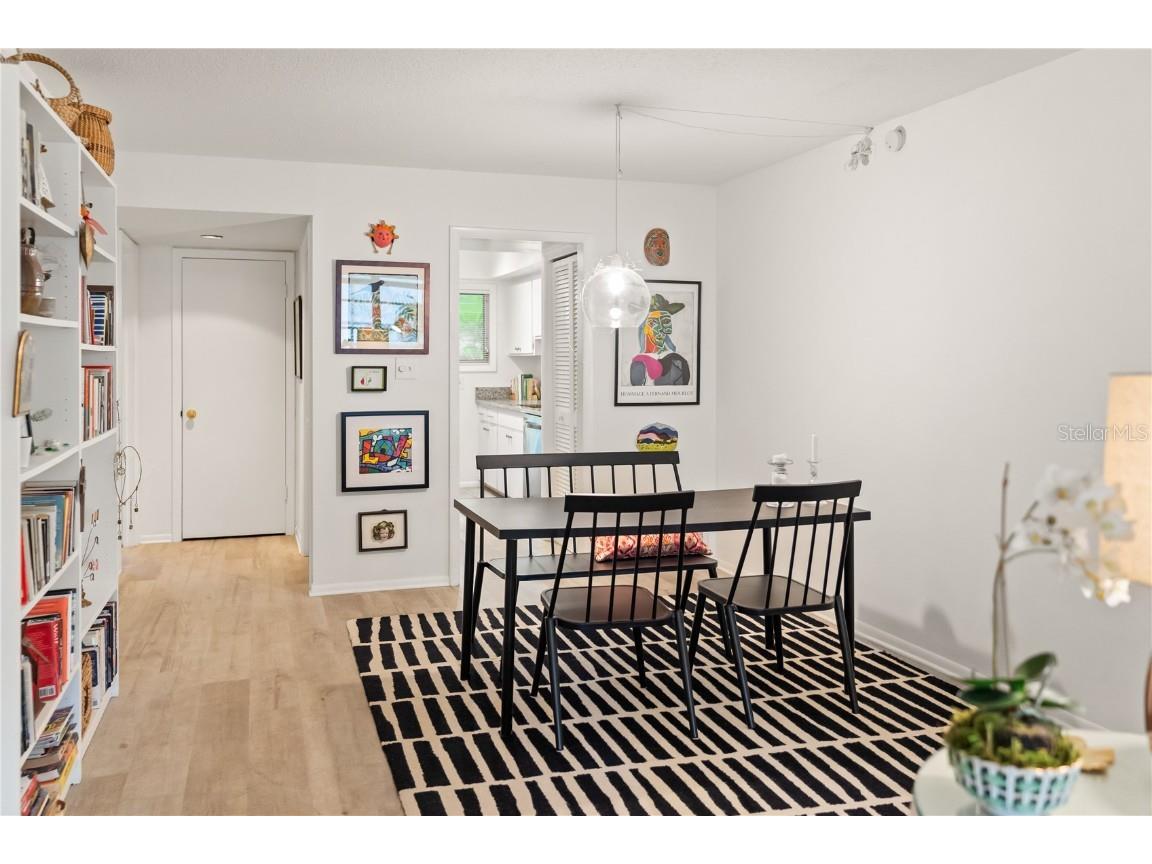 3711 Almeria Avenue #3N Sarasota FL 34239 A4674172 image11