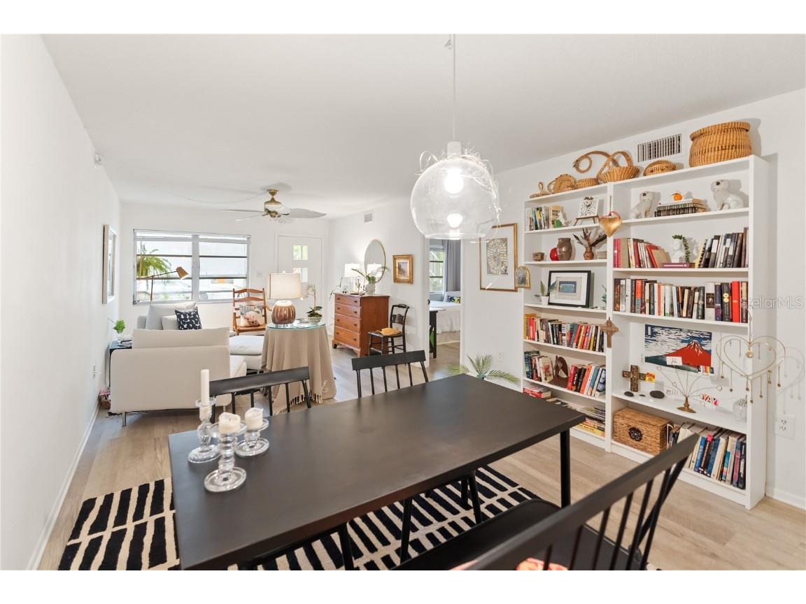 3711 Almeria Avenue #3N Sarasota FL 34239 A4674172 image13