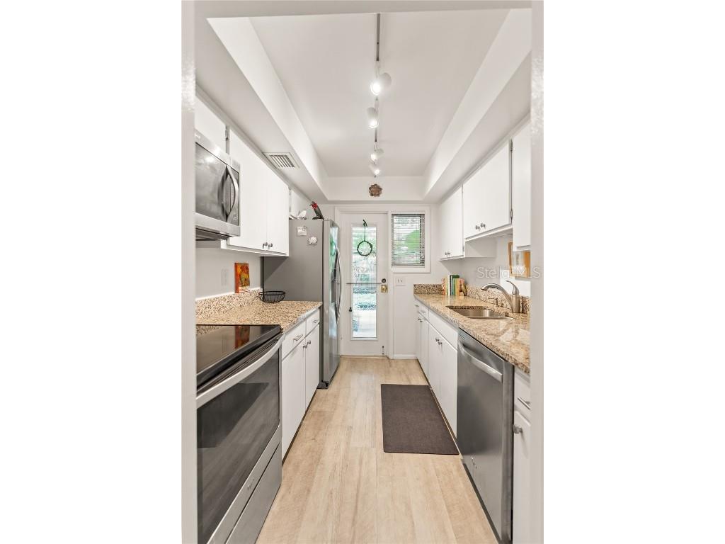 3711 Almeria Avenue #3N Sarasota FL 34239 A4674172 image17