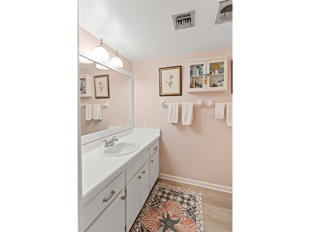 3711 Almeria Avenue #3N Sarasota FL 34239 A4674172 image25