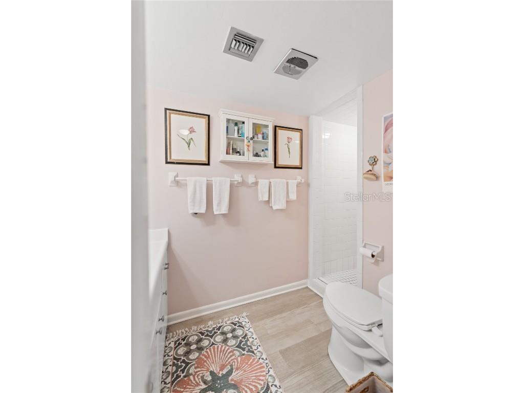 3711 Almeria Avenue #3N Sarasota FL 34239 A4674172 image26