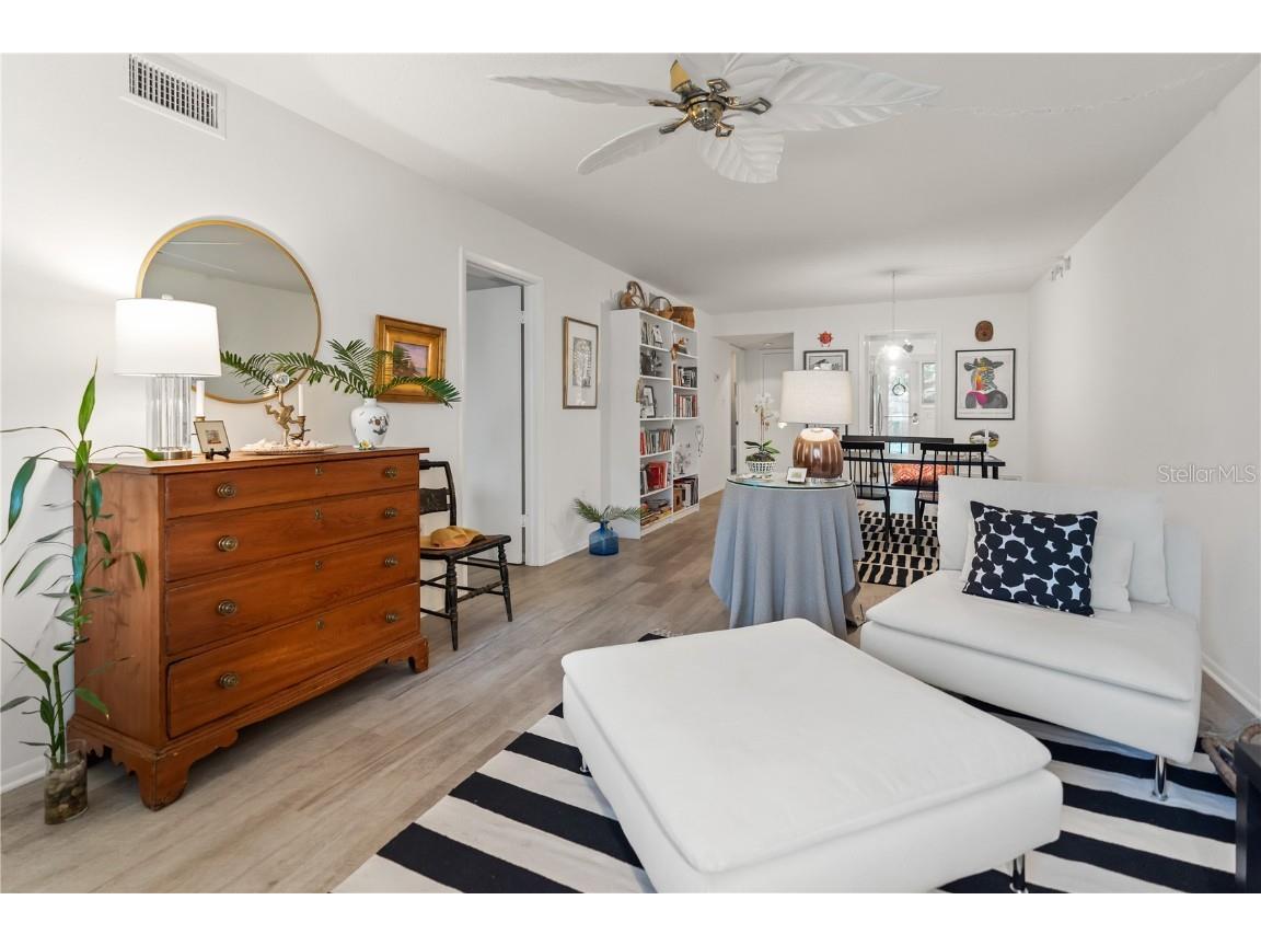 3711 Almeria Avenue #3N Sarasota FL 34239 A4674172 image7