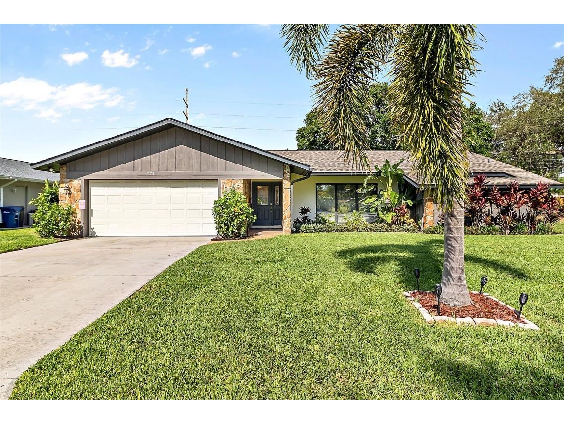 3711 Aster Drive Sarasota FL 34233 A4566931 image1