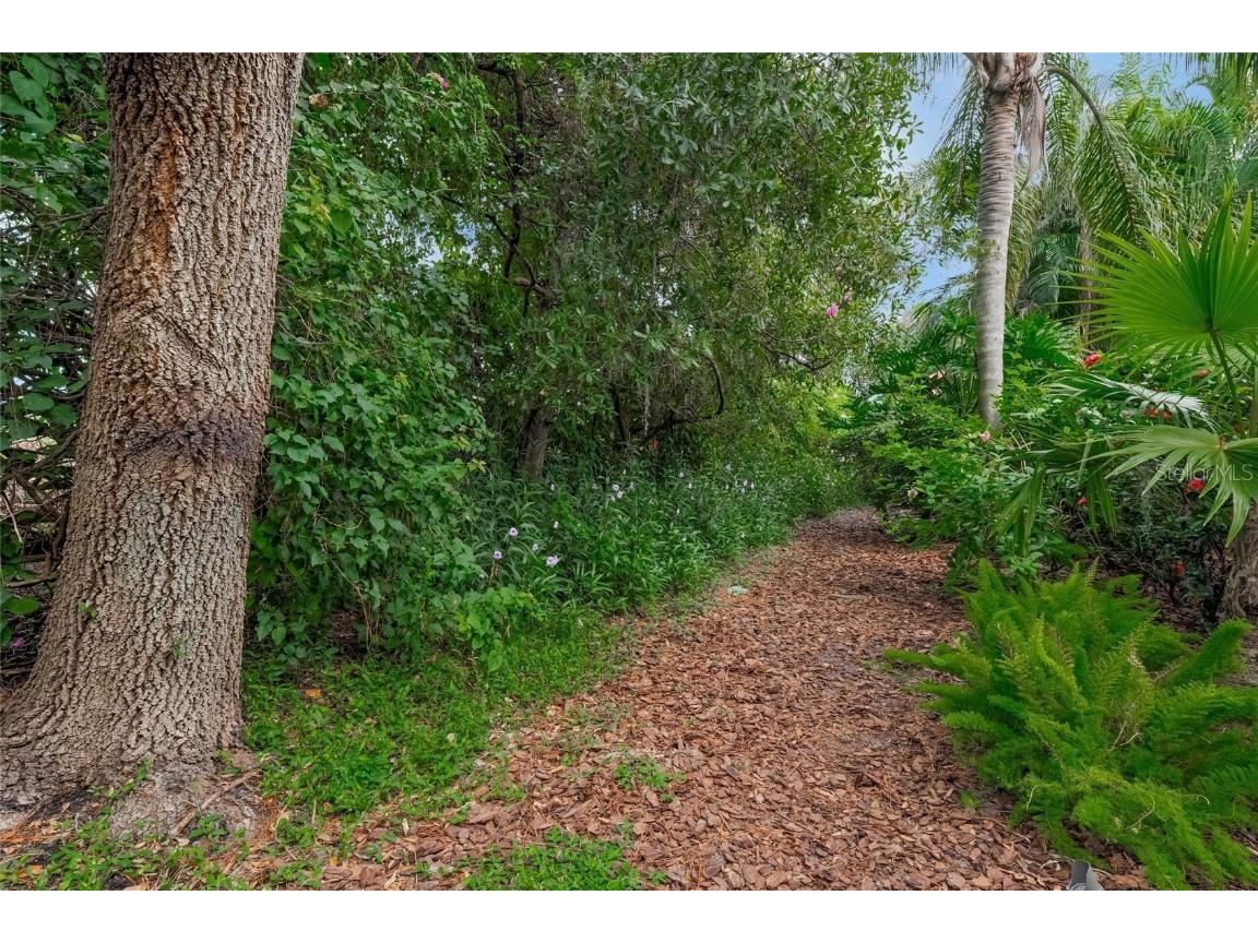 3711 Eagle Hammock Drive Sarasota FL 34240 A4664546 image44