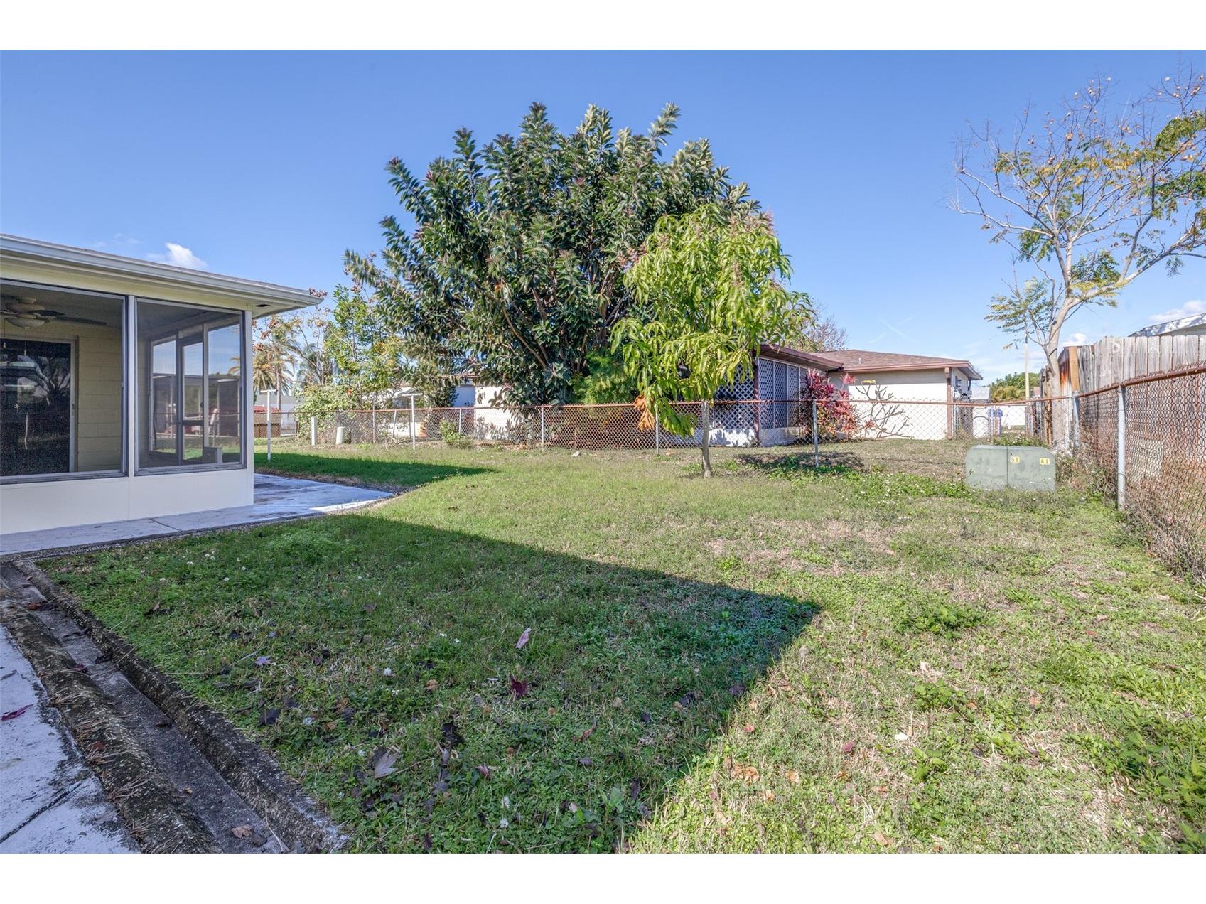 3711 Elmwood Drive Holiday FL 34691 TB8463595 image36