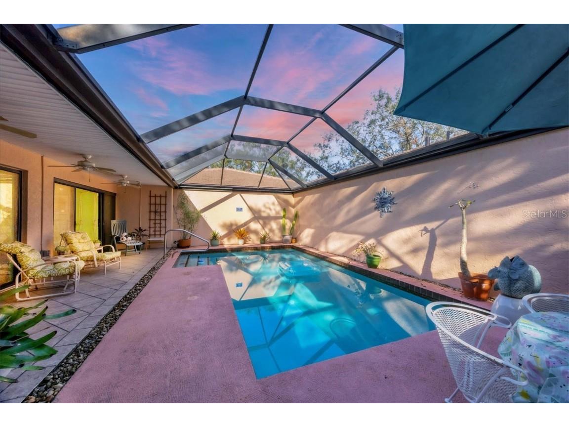 3711 Glen Oaks Manor Drive Sarasota FL 34232 A4632227 image1