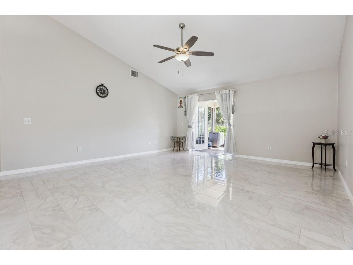 3711 Meadow Green Drive Tavares FL 32778 G5103632 image8