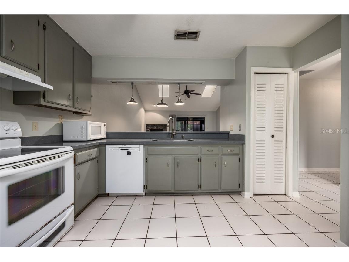 3711 NW 56th Lane Gainesville FL 32653 GC534661 image17