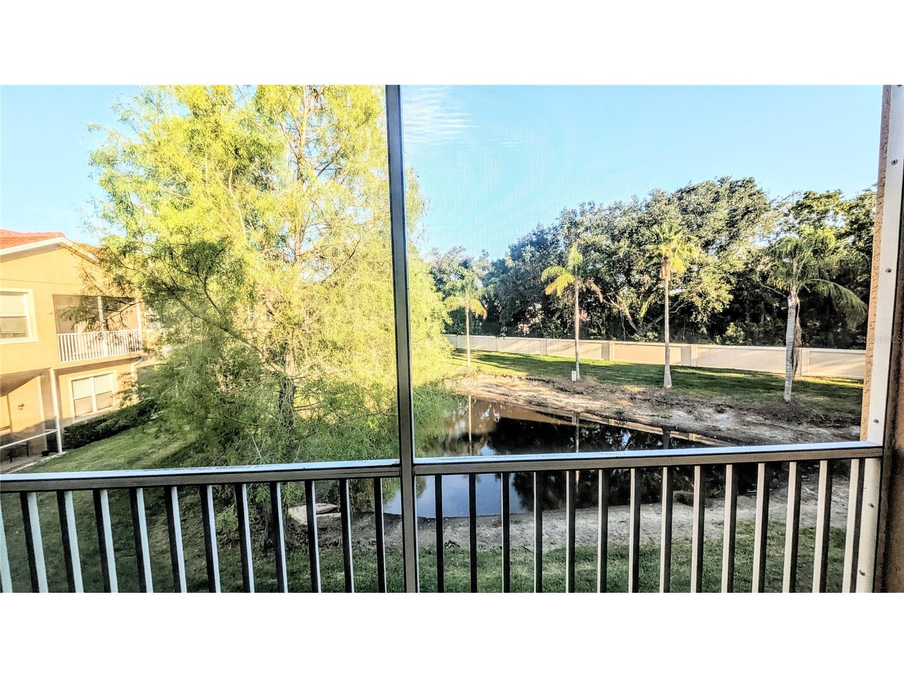3711 Parkridge Circle #6-201 Sarasota FL 34243 A4692355 image11