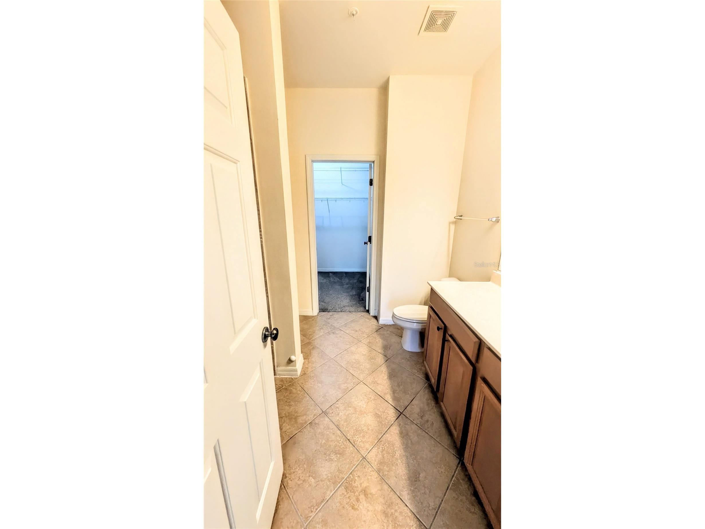 3711 Parkridge Circle #6-201 Sarasota FL 34243 A4692355 image13