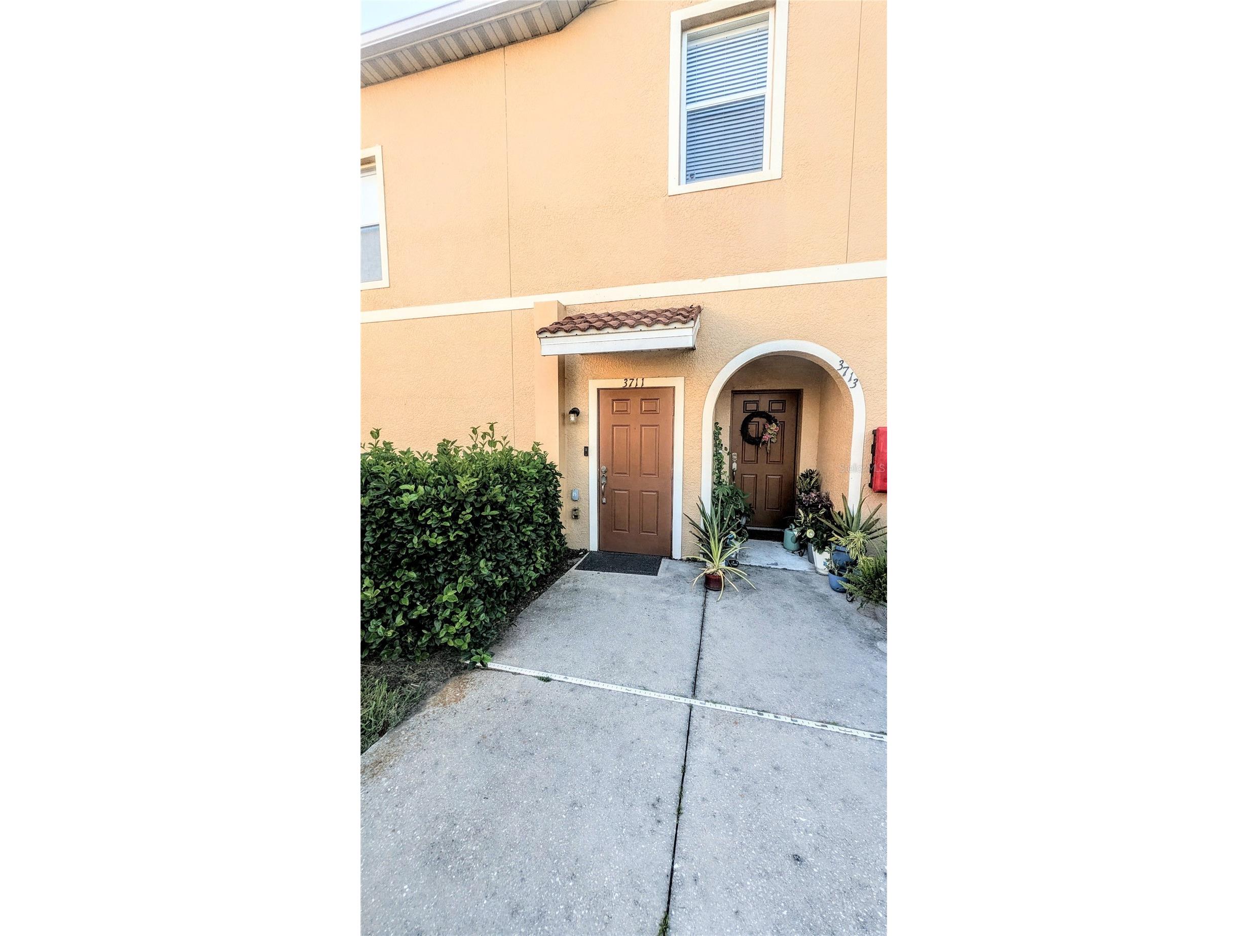 3711 Parkridge Circle #6-201 Sarasota FL 34243 A4692355 image2