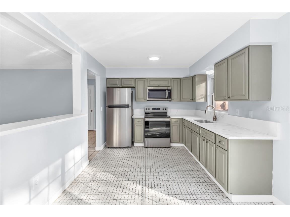 3711 Pipes O The Glen Way Orlando FL 32808 S5140438 image4