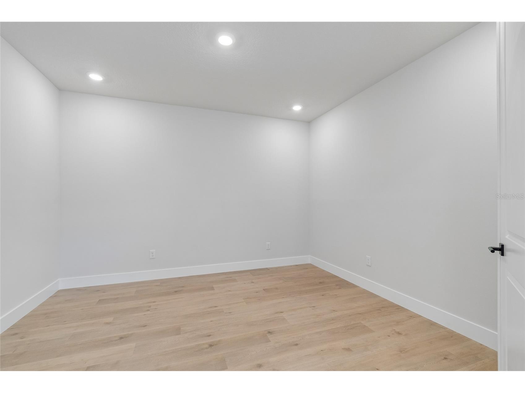 3711 W De Leon Street Tampa FL 33609 TB8457311 image21