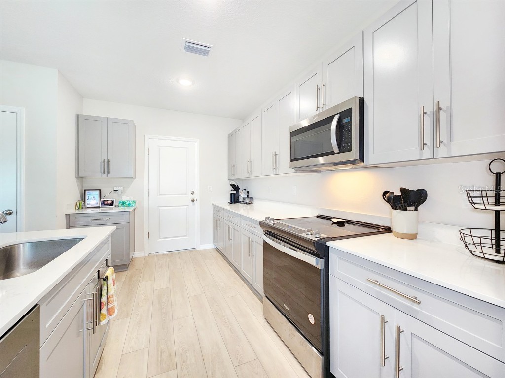 37114 Sagemoor Drive Zephyrhills FL 33541 TB8454957 image16