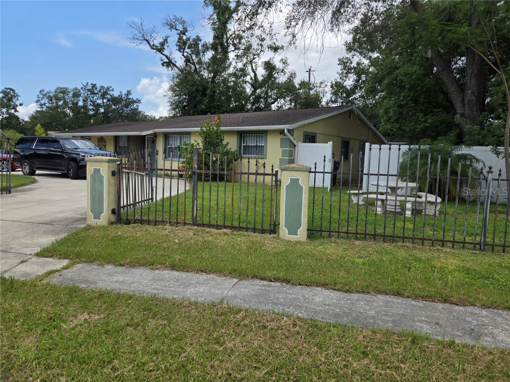 3712 Argon Drive Tampa FL 33619 TB8413482 image1