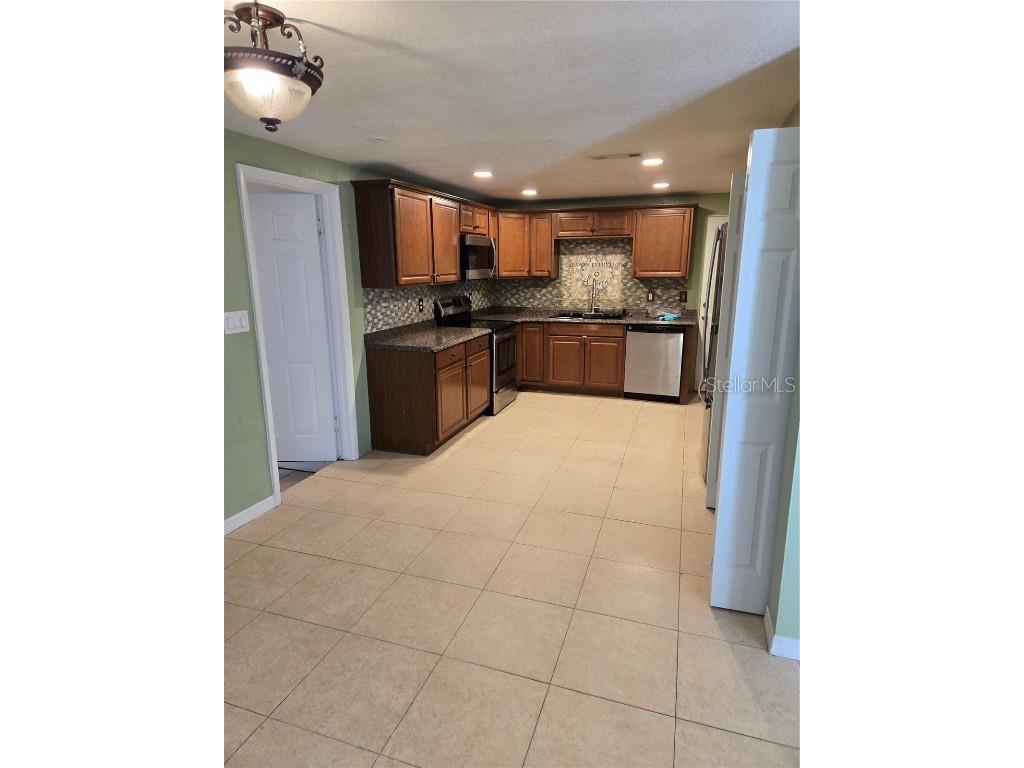 3712 Argon Drive Tampa FL 33619 TB8413482 image15