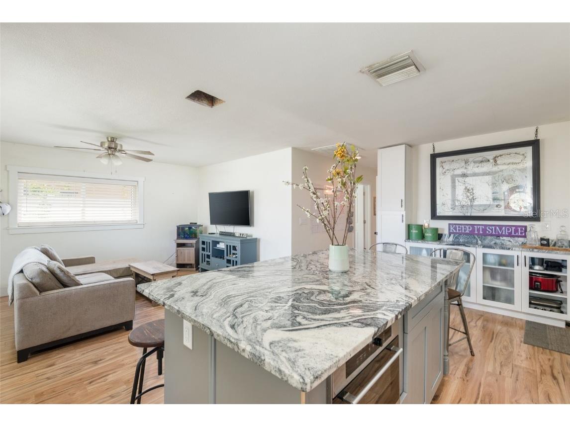 3712 N Clearfield Avenue Tampa FL 33603 TB8433586 image10