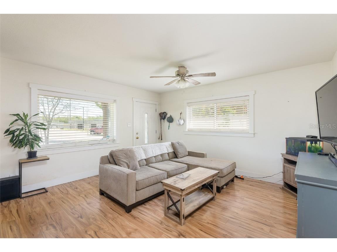 3712 N Clearfield Avenue Tampa FL 33603 TB8433586 image4