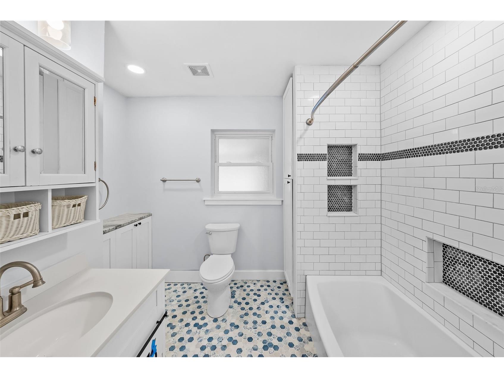 3712 N Clearfield Avenue Tampa FL 33603 TB8519562 image17