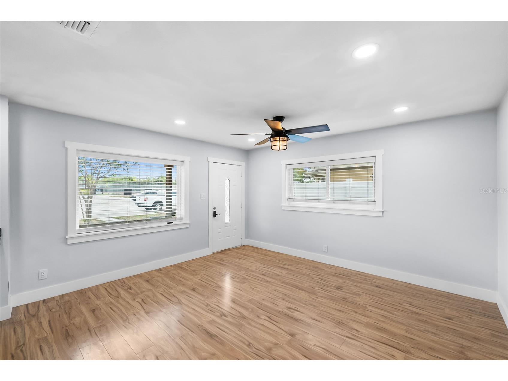 3712 N Clearfield Avenue Tampa FL 33603 TB8519562 image5
