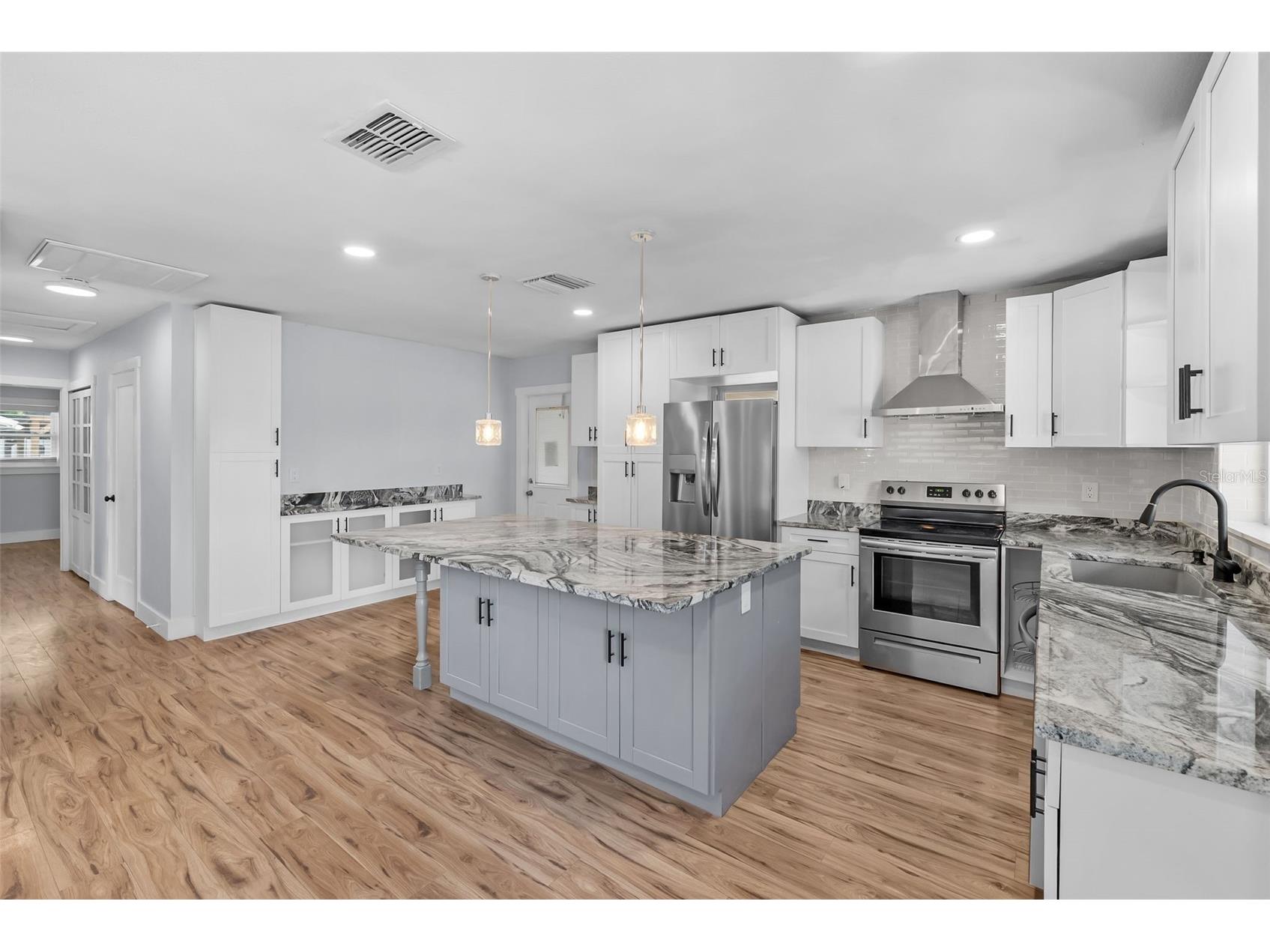 3712 N Clearfield Avenue Tampa FL 33603 TB8519562 image8
