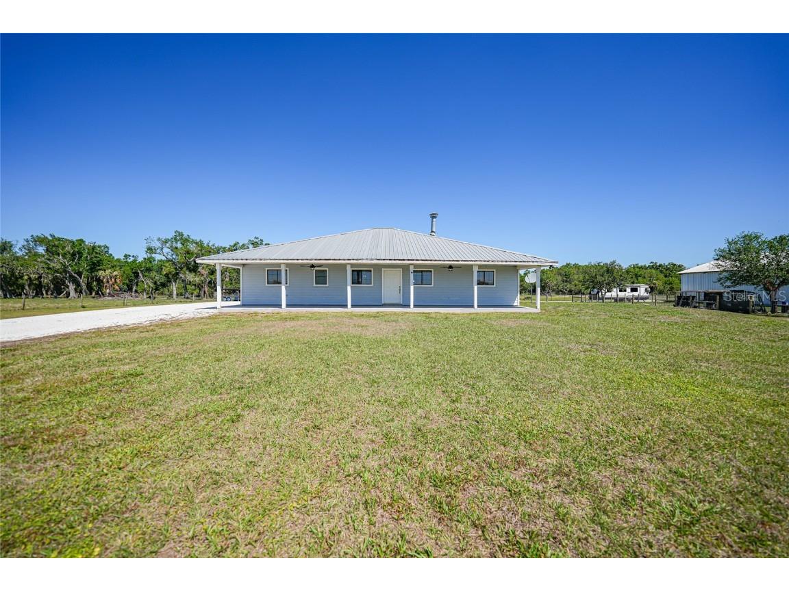 3712 SE Arthur Street Arcadia FL 34266 C7507192 image1
