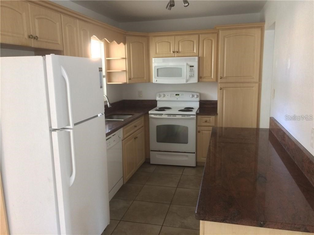 3712 W Wallace Avenue Tampa FL 33611 TB8502341 image3