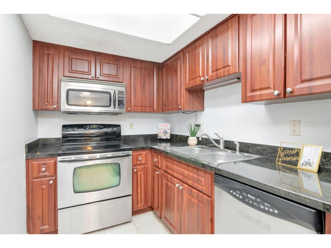 3712 W Wisconsin Avenue #205 Tampa FL 33611 TB8454850 image16