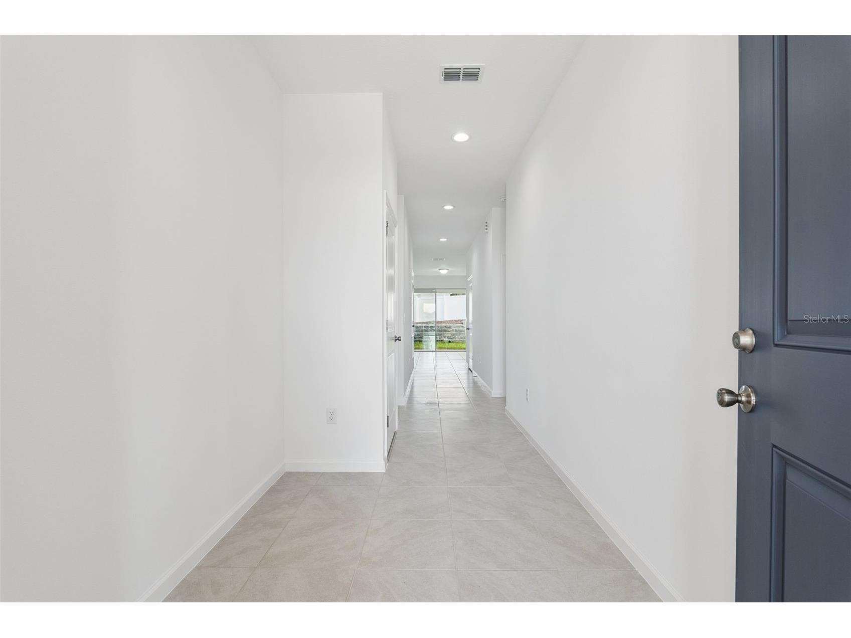 3712 Watercliff Circle Grand Island FL 32735 O6413318 image2