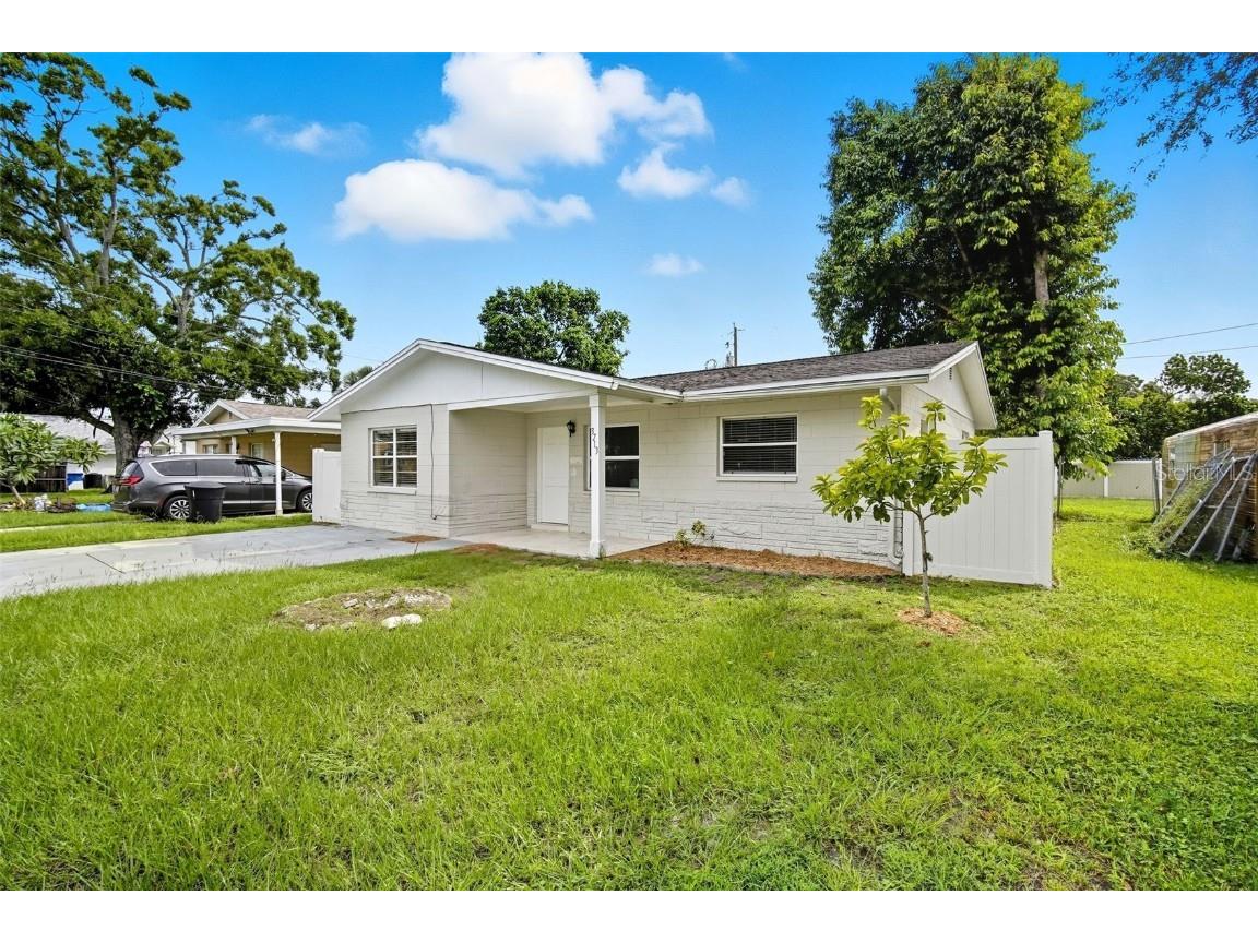 3713 37th Street N Saint Petersburg FL 33713 O6343884 image1