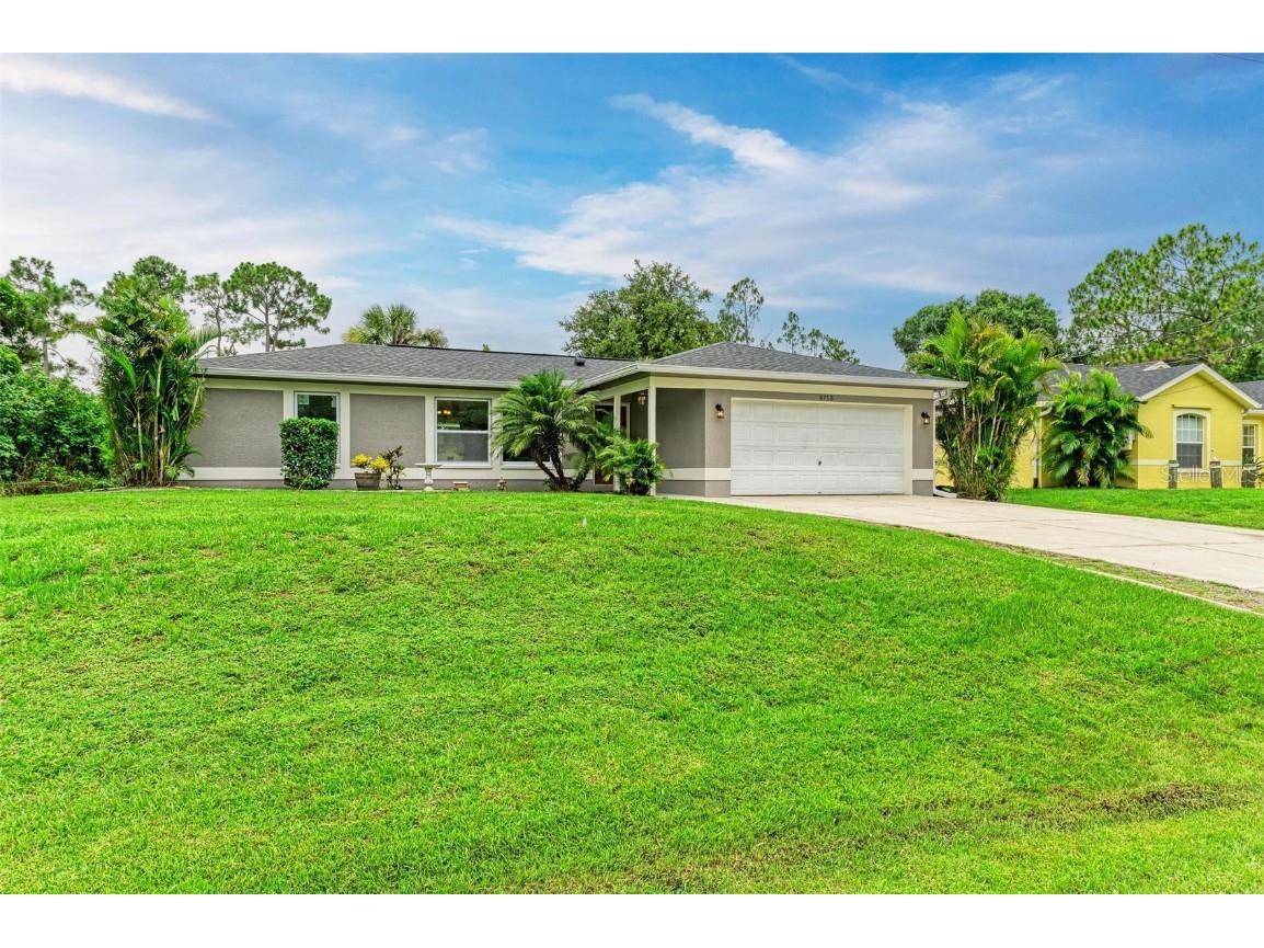 3713 Garyland Avenue North Port FL 34286 A4615683 image1