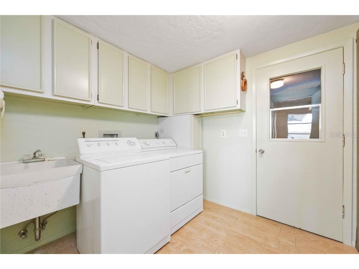 3713 Somerville Drive #1512 Sarasota FL 34232 A4673442 image18