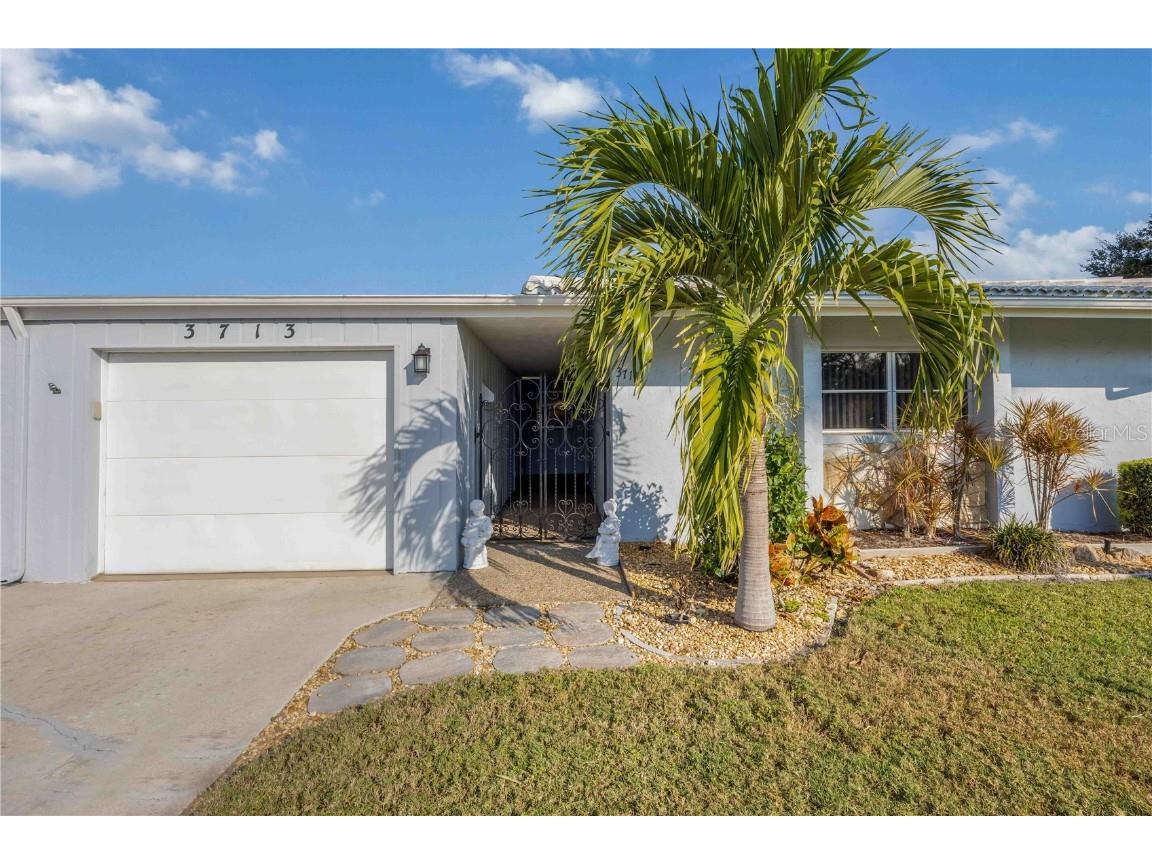 3713 Somerville Drive #1512 Sarasota FL 34232 A4673442 image2