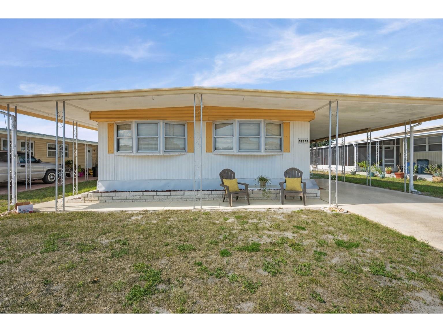 37135 Sandra Avenue Zephyrhills FL 33542 TB8503199 image1
