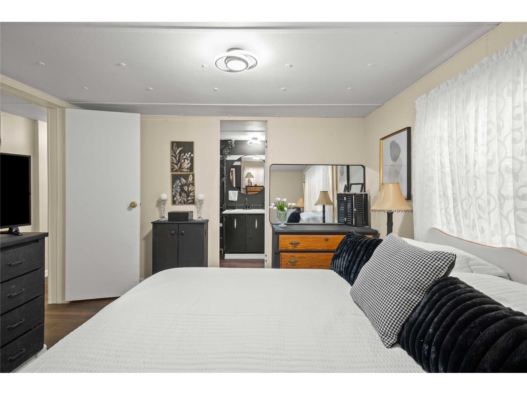 37135 Sandra Avenue Zephyrhills FL 33542 TB8503199 image15