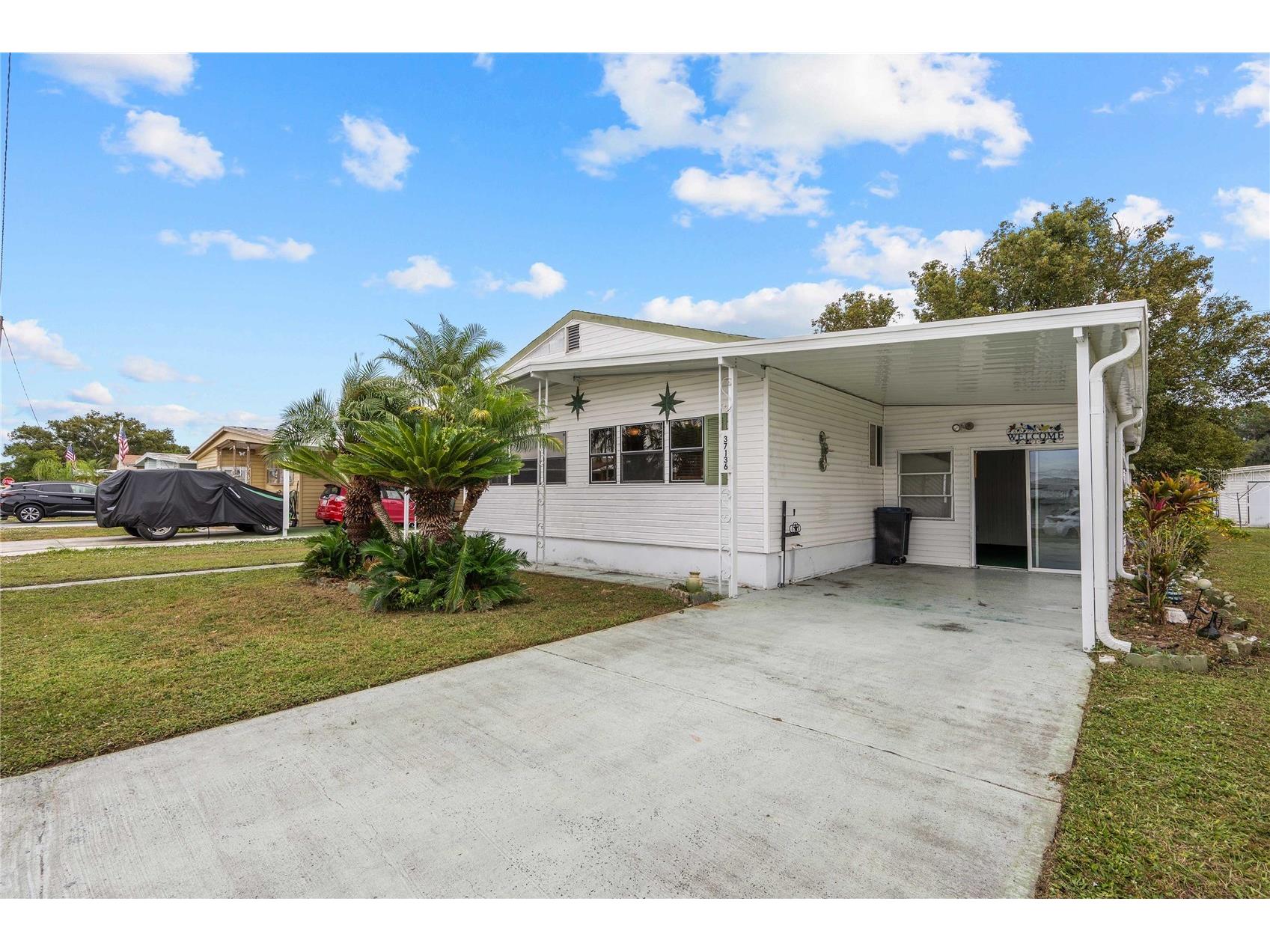 37136 8th Avenue Zephyrhills FL 33542 TB8445728 image1