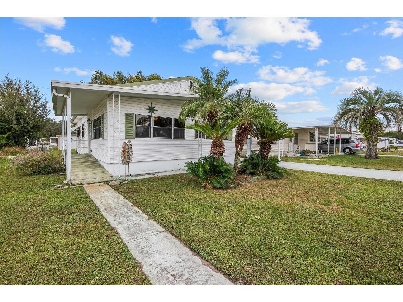 37136 8th Avenue Zephyrhills FL 33542 TB8445728 image3