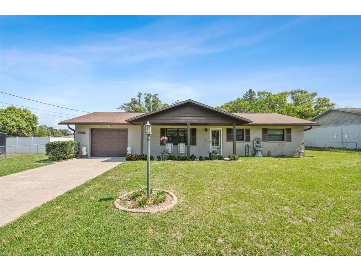 37137 Rutledge Drive Zephyrhills FL 33541 T3457053 image1