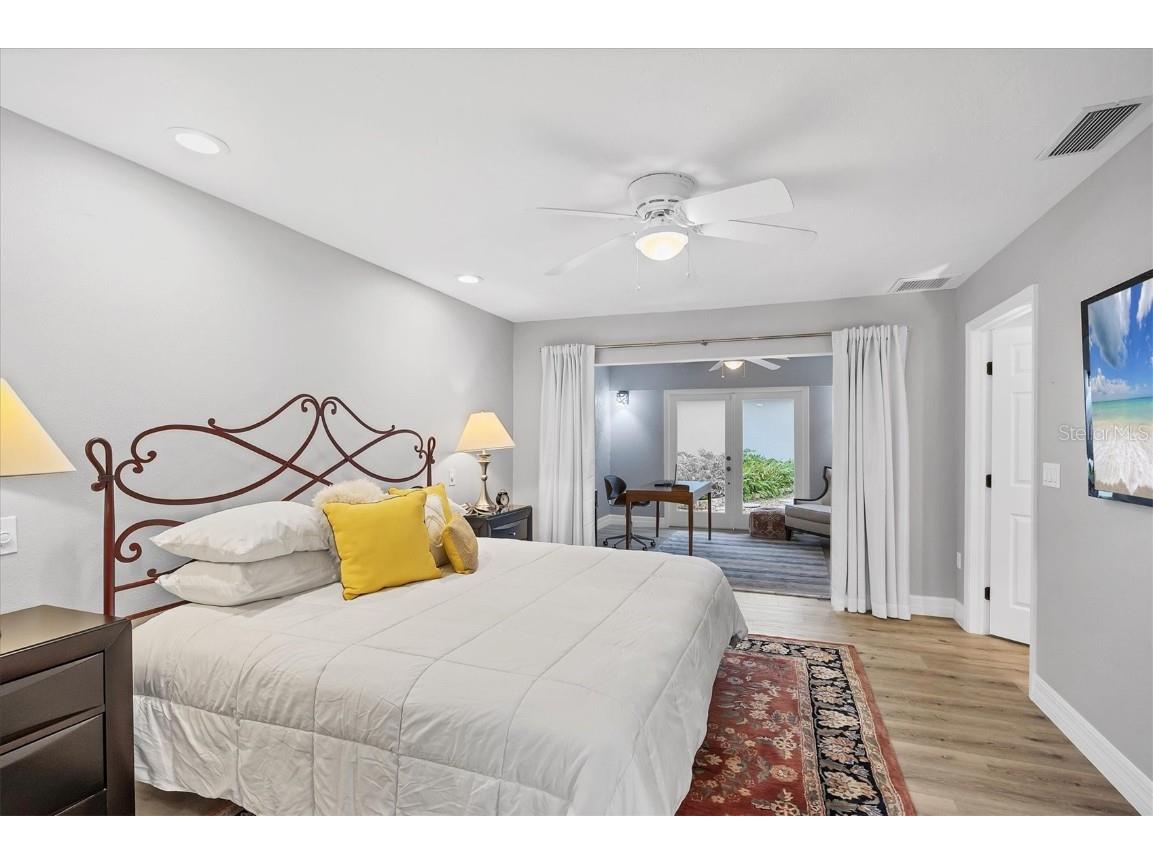 3714 Glen Oaks Manor Drive Sarasota FL 34232 A4670977 image27